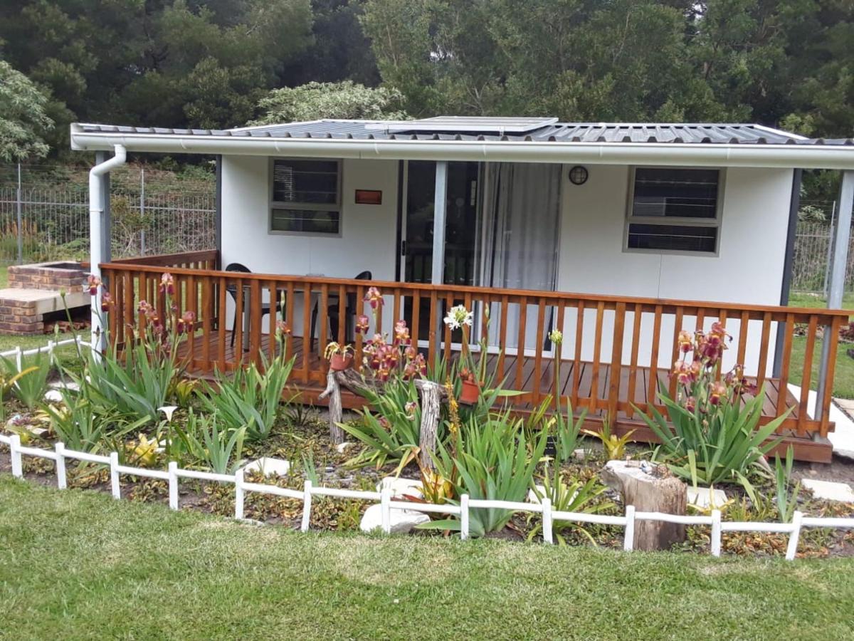 Nadine'S Self - Catering Accommodation Stormsrivier Exterior photo